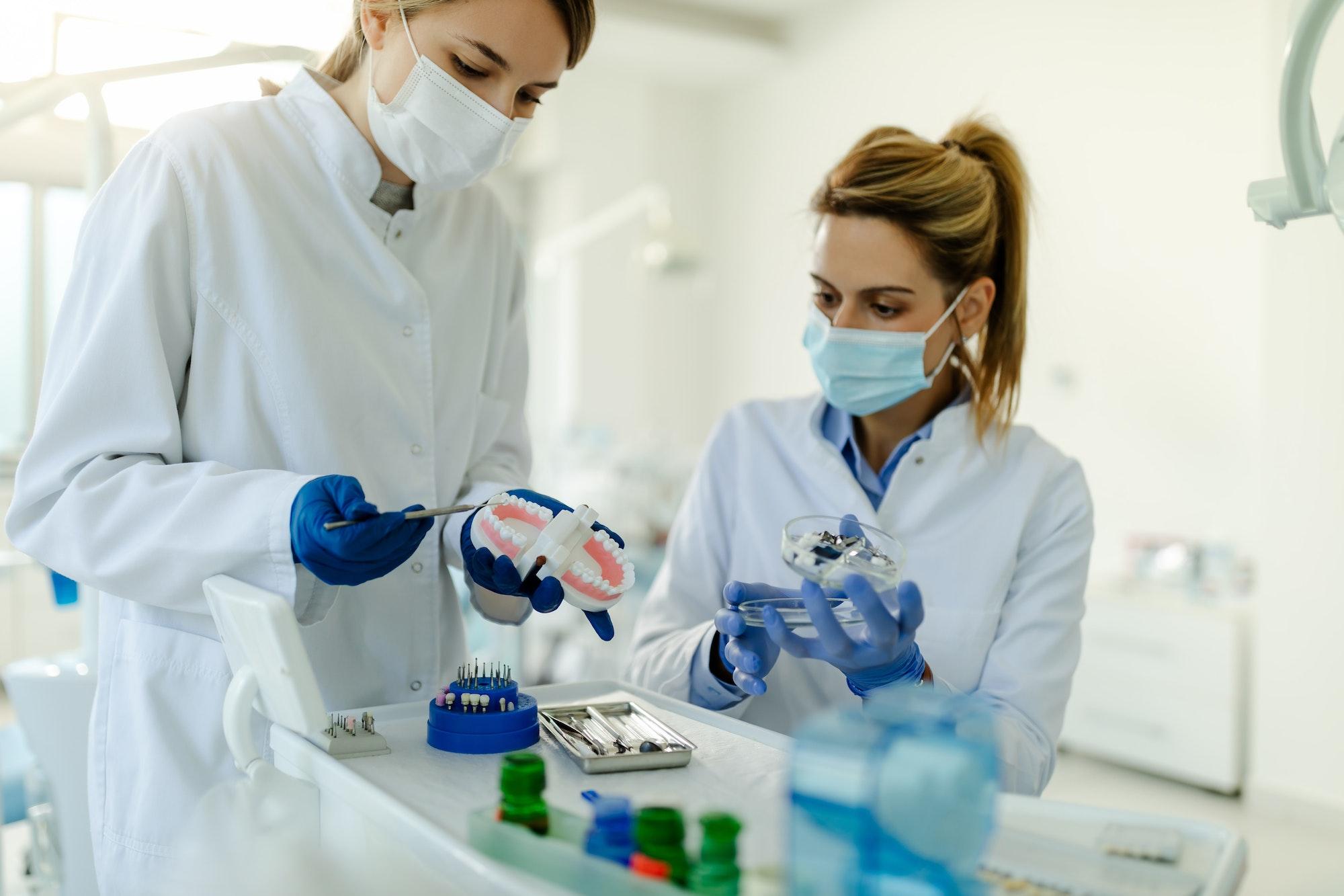 Best Dentists Voted by the Top Panelists